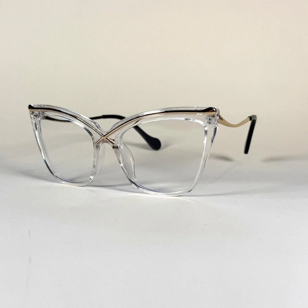 Unbranded W68064 Cat Eye Eyeglasses Frame Only 54-19-142 Clear Gold Full Rim